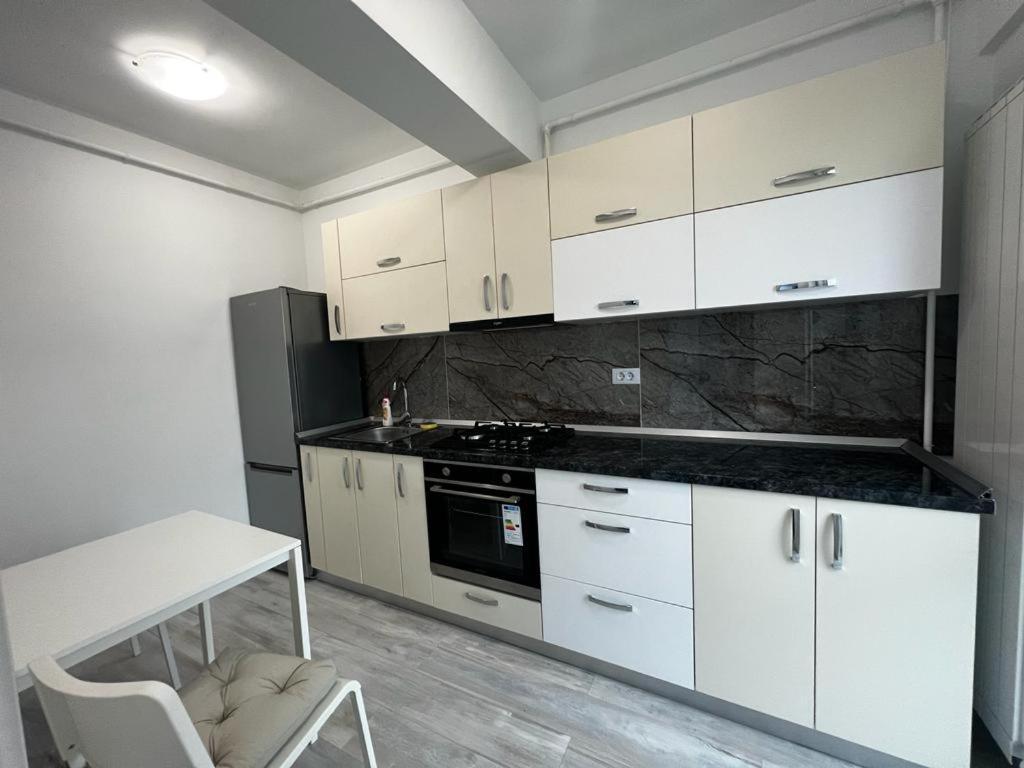 Urban Apartments And Studios - City Center יאשי מראה חיצוני תמונה